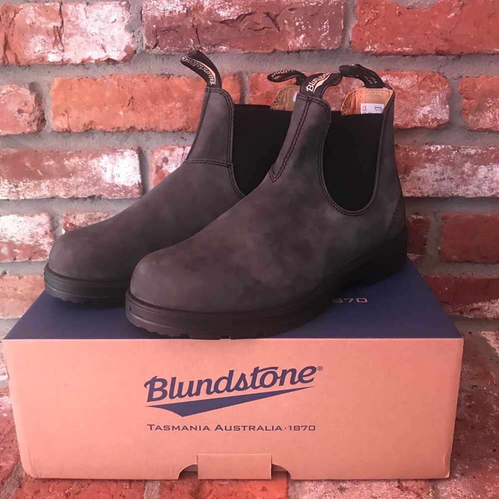 Blundstone 587 Rustic Black Boot Brand new in box